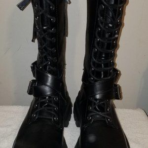 Black High laced boots